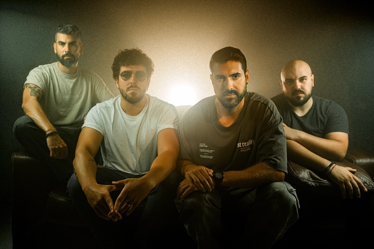 Wakame avanzan su nuevo disco con "Abrazos al fallo"