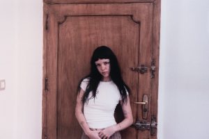 «Without many flourishes, this song talks about fucking»